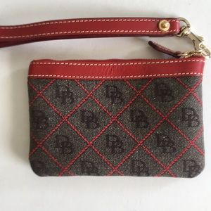 Dooney & Bourke wristlet
